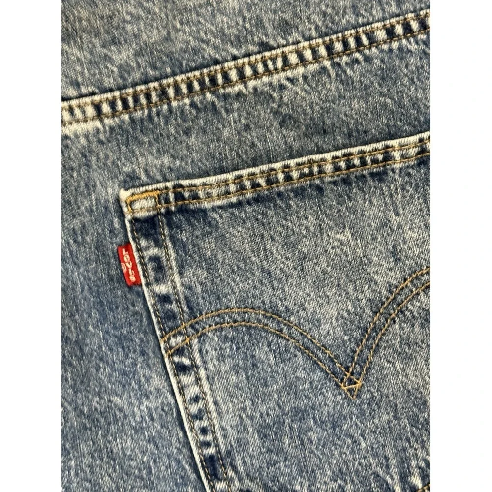 Levis High Waisted Mom Shorts Plus 24W Medium Blue Wash Denim Jean Jorts‎ Cotton